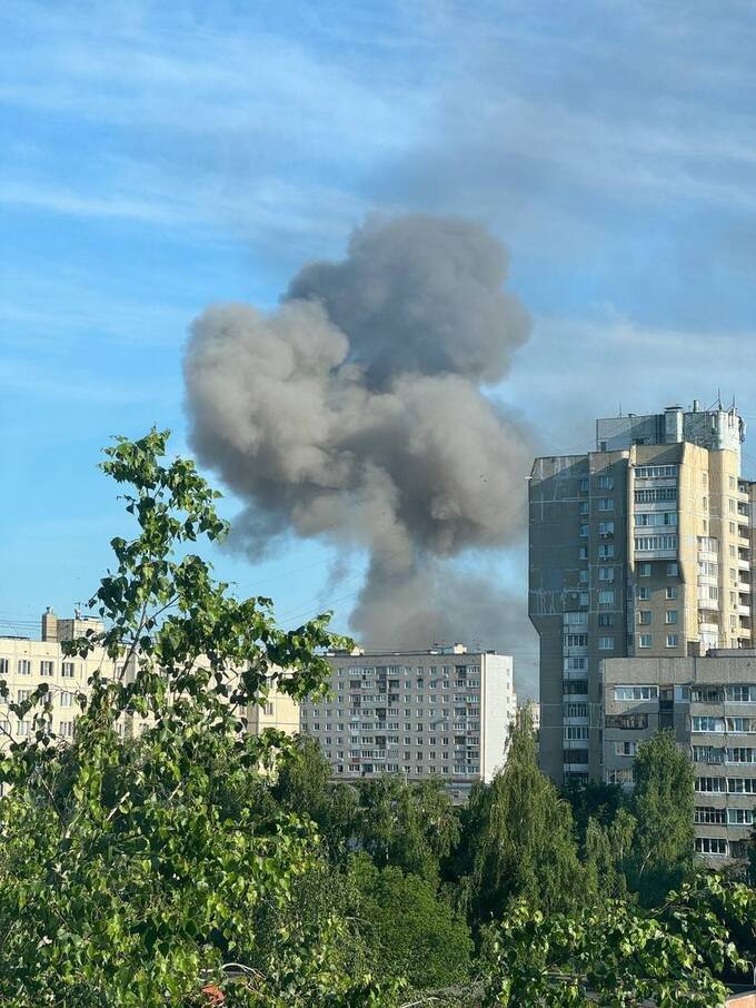 В нескольких регионах России зафиксированы пожары после атаки БПЛА qeqizixzideukmp